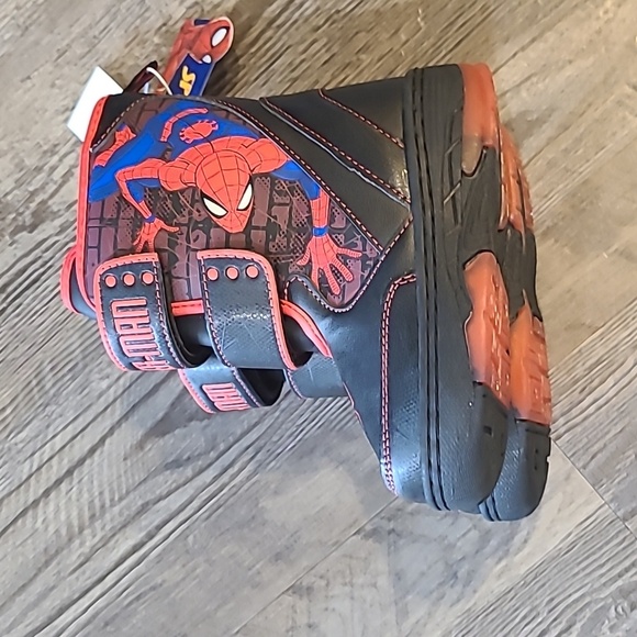 Marvel Spider-Man Light Up Winter Boots - Picture 6 of 8